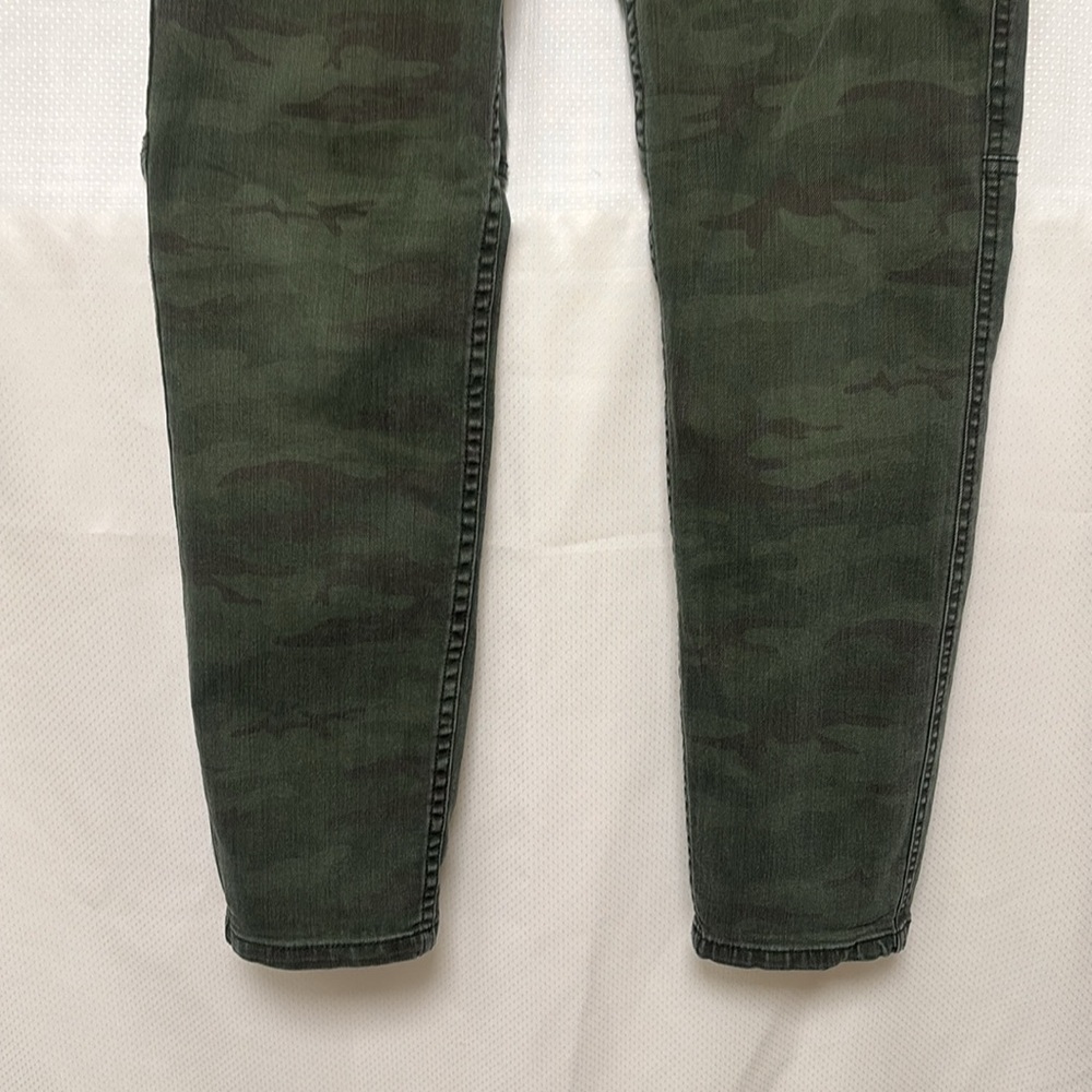 Sanctuary Denim Camouflage Skinny Pants - Picture 4 of 10